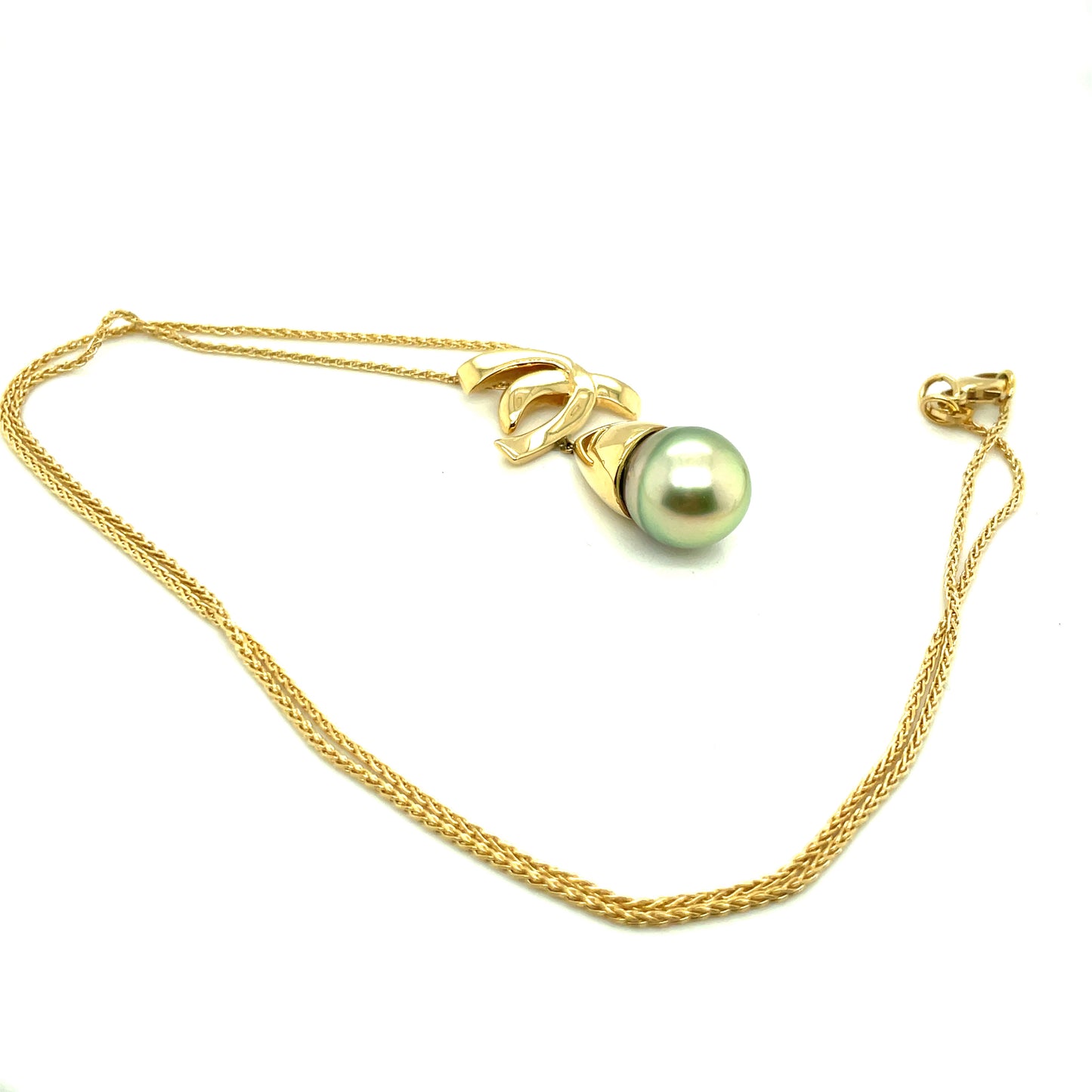 Vintage 18k Yellow Gold and Pearl Necklace 11.6 grams