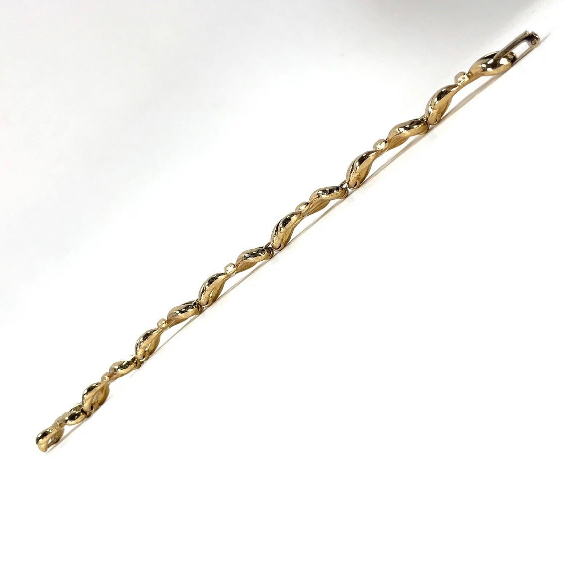 Vintage Trifari Bracelet Costume Jewelry