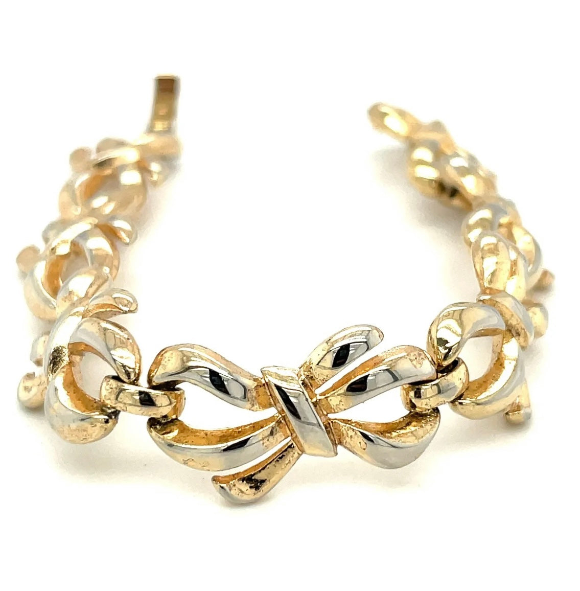 Vintage Trifari Bracelet Costume Jewelry
