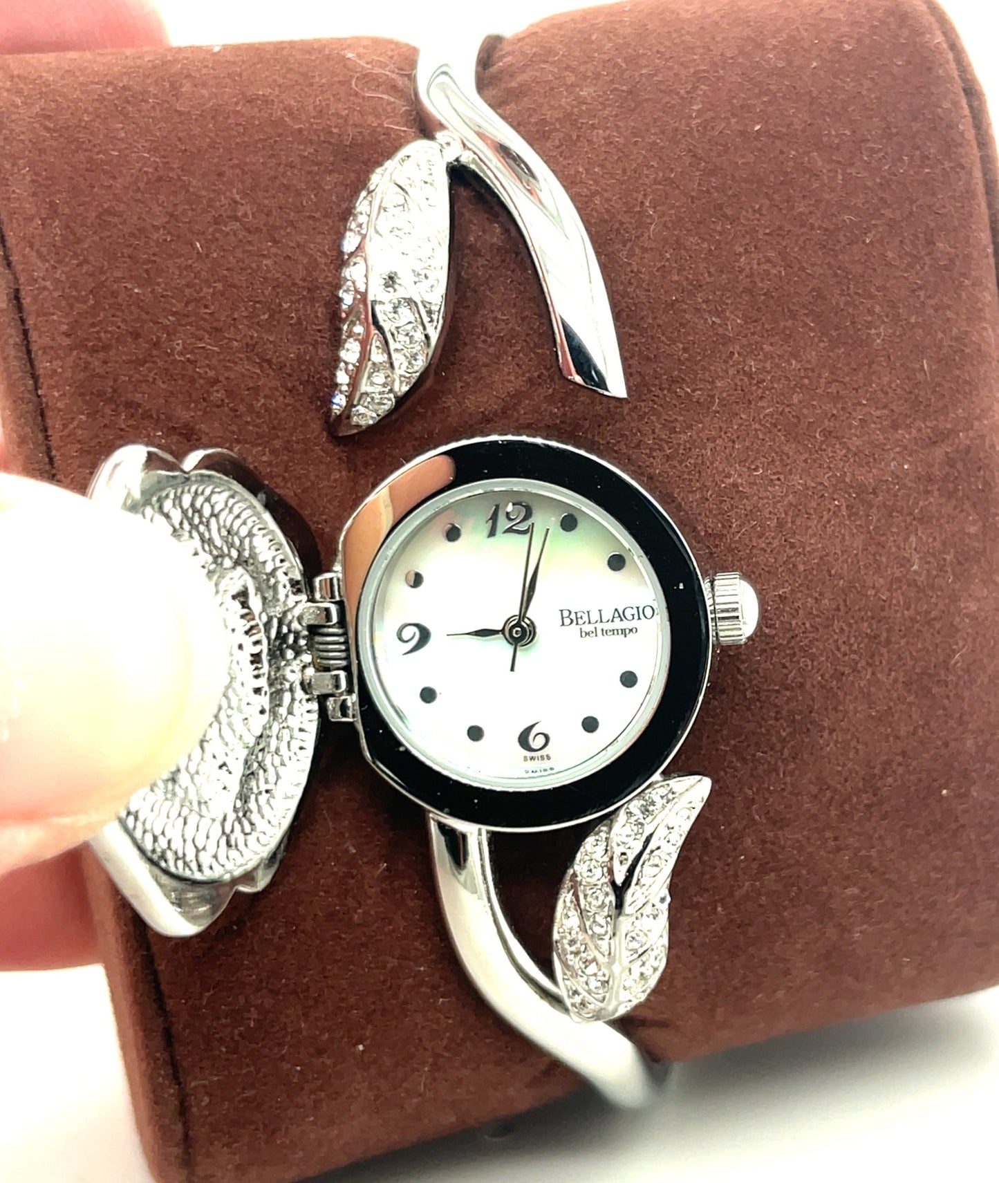 Bellagio Bel Tempo Watch Flower Crystal Fiori 12022-1