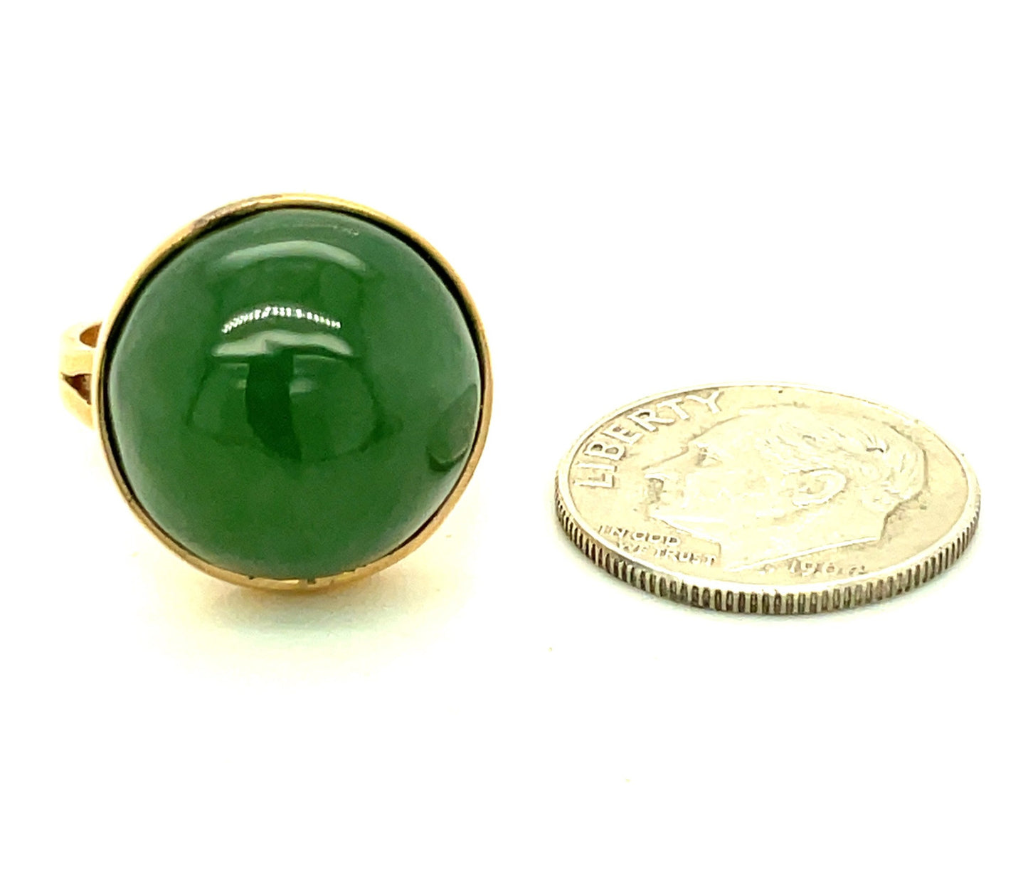 Vintage Moss Colored Green Quartz and Sterling Silver Ring Size 5 1/2"