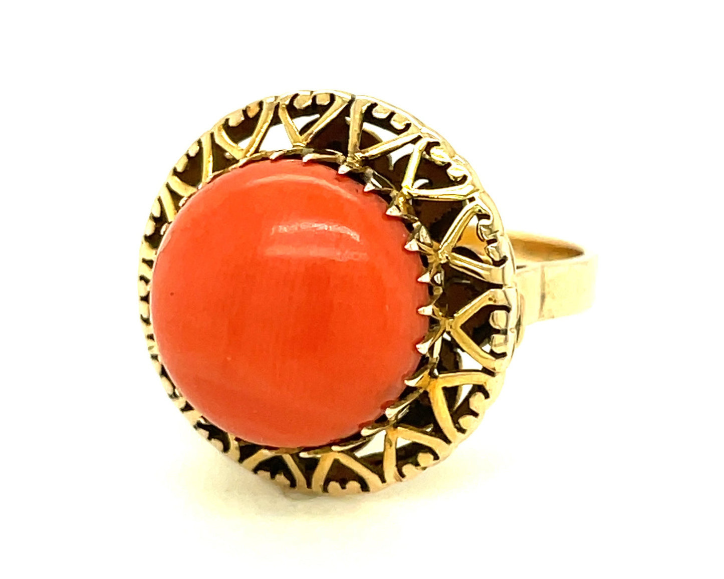 Vintage 14k Yellow Gold and Coral Filigree Ring Size 7 1/2