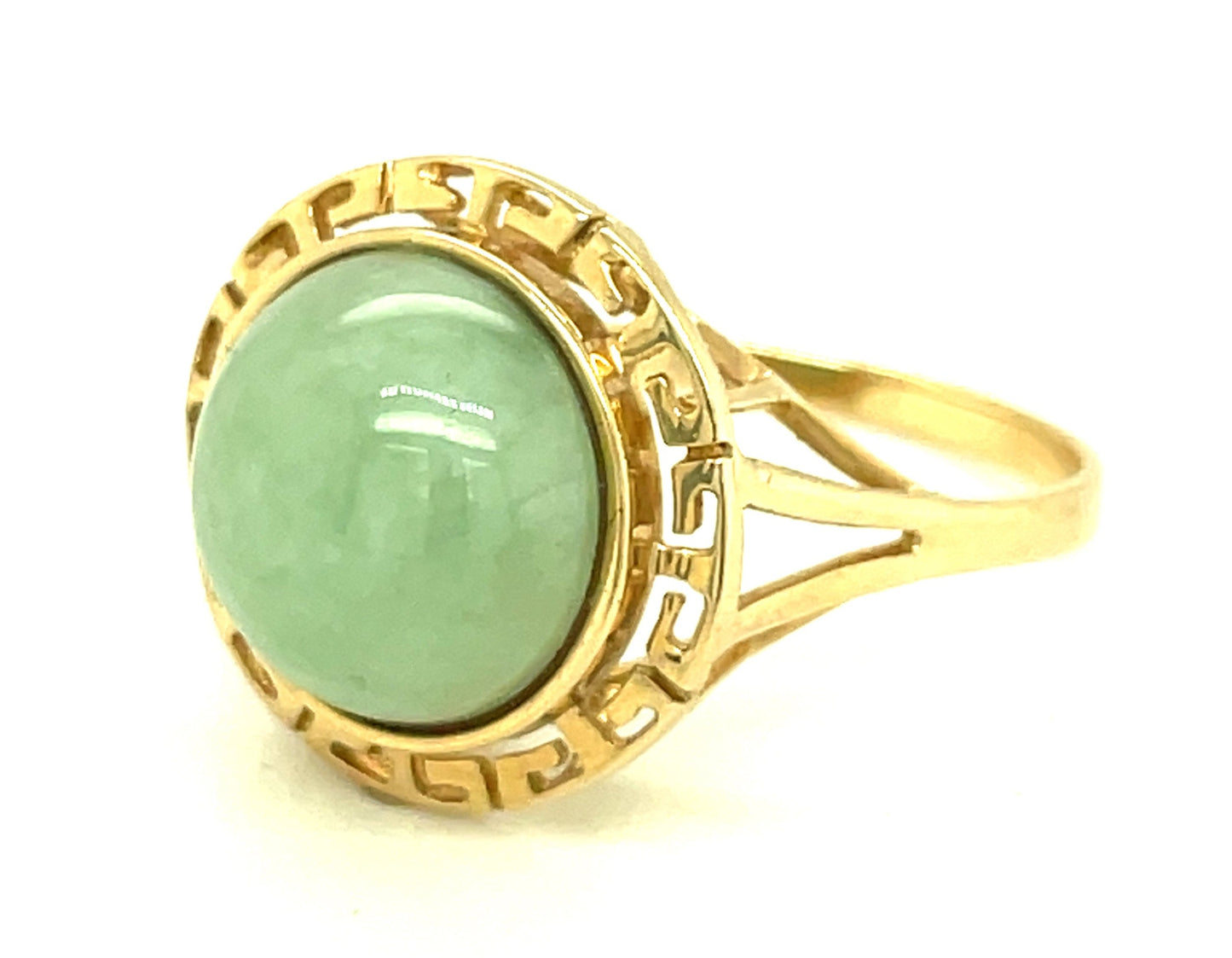 Vintage 14k Yellow Gold and Jade Filigree Ring Size 9 1/4