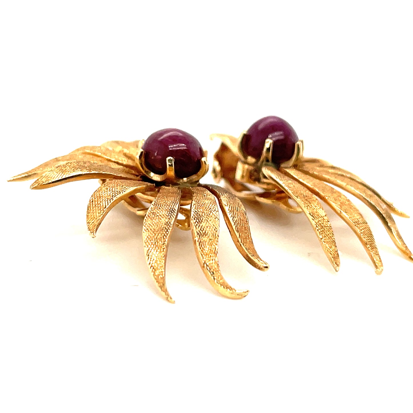 Vintage 14k Yellow Gold and Star Ruby Clip on Earrings 9.7 grams