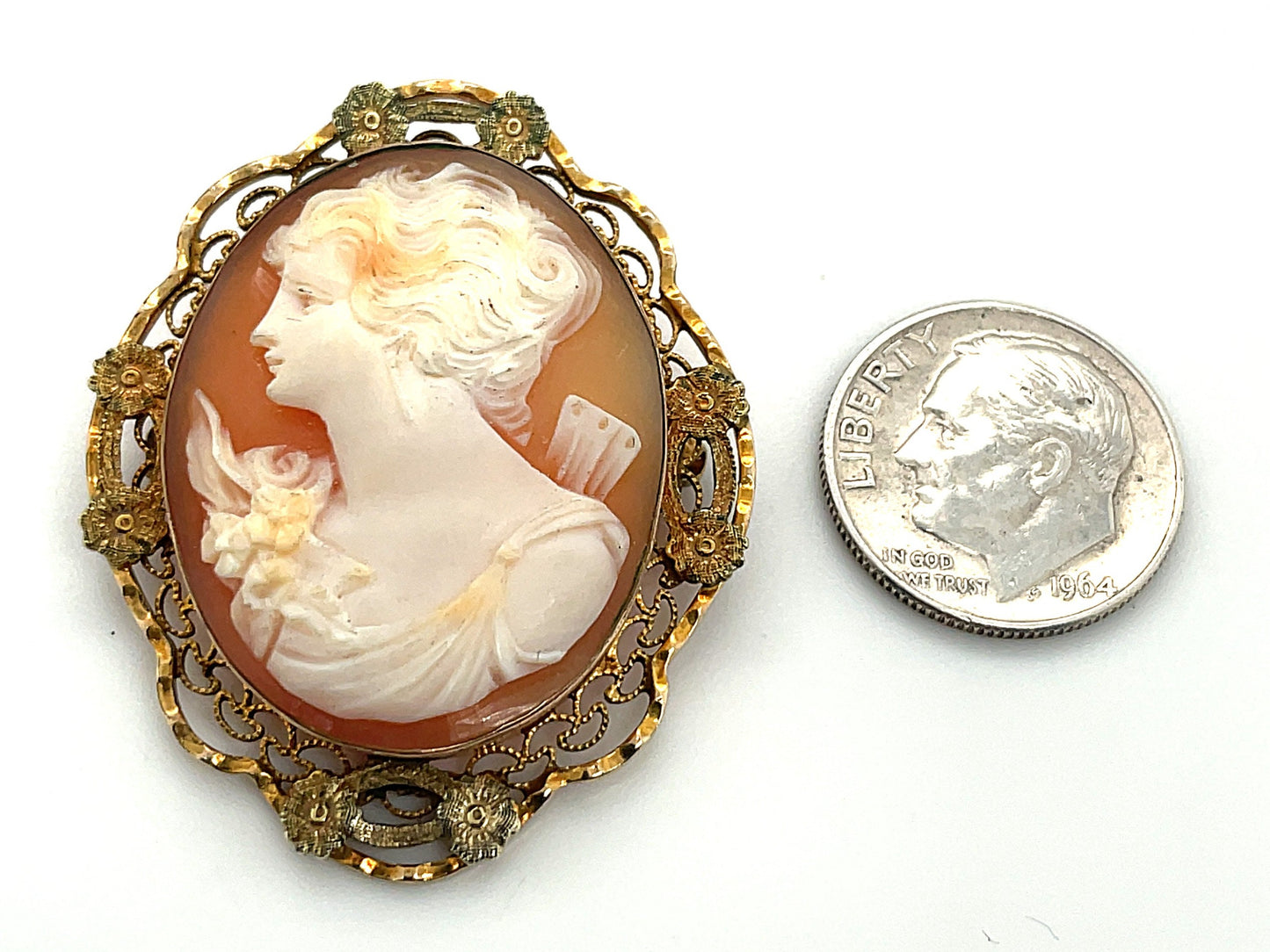 Antique Cameo 10k Yellow Gold AMCO Brooch Pin 6.7 Grams 1.5" x 1.25"