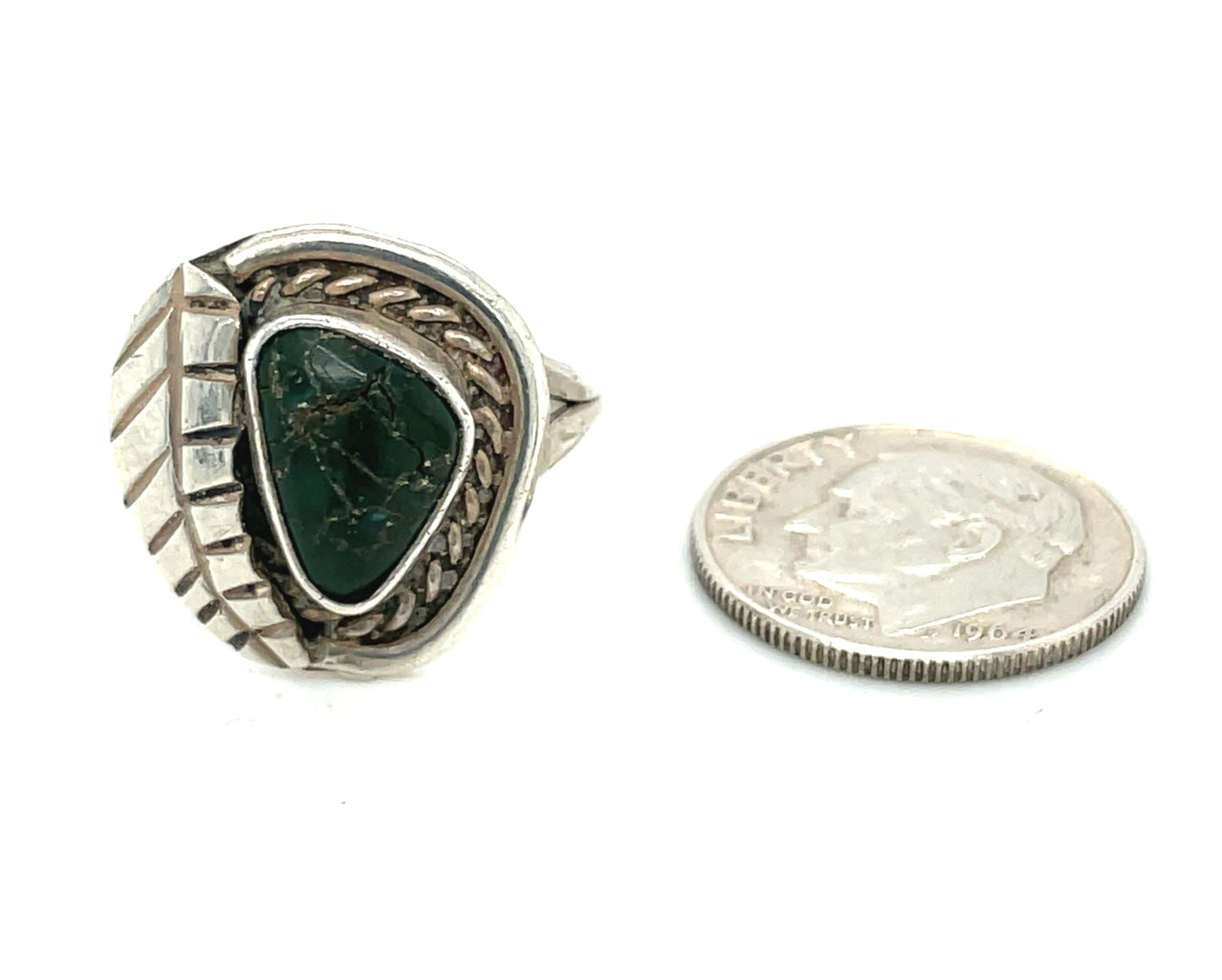 Vintage Southwestern Sterling Silver and Turquoise Ring 3.8 Grams Size 6