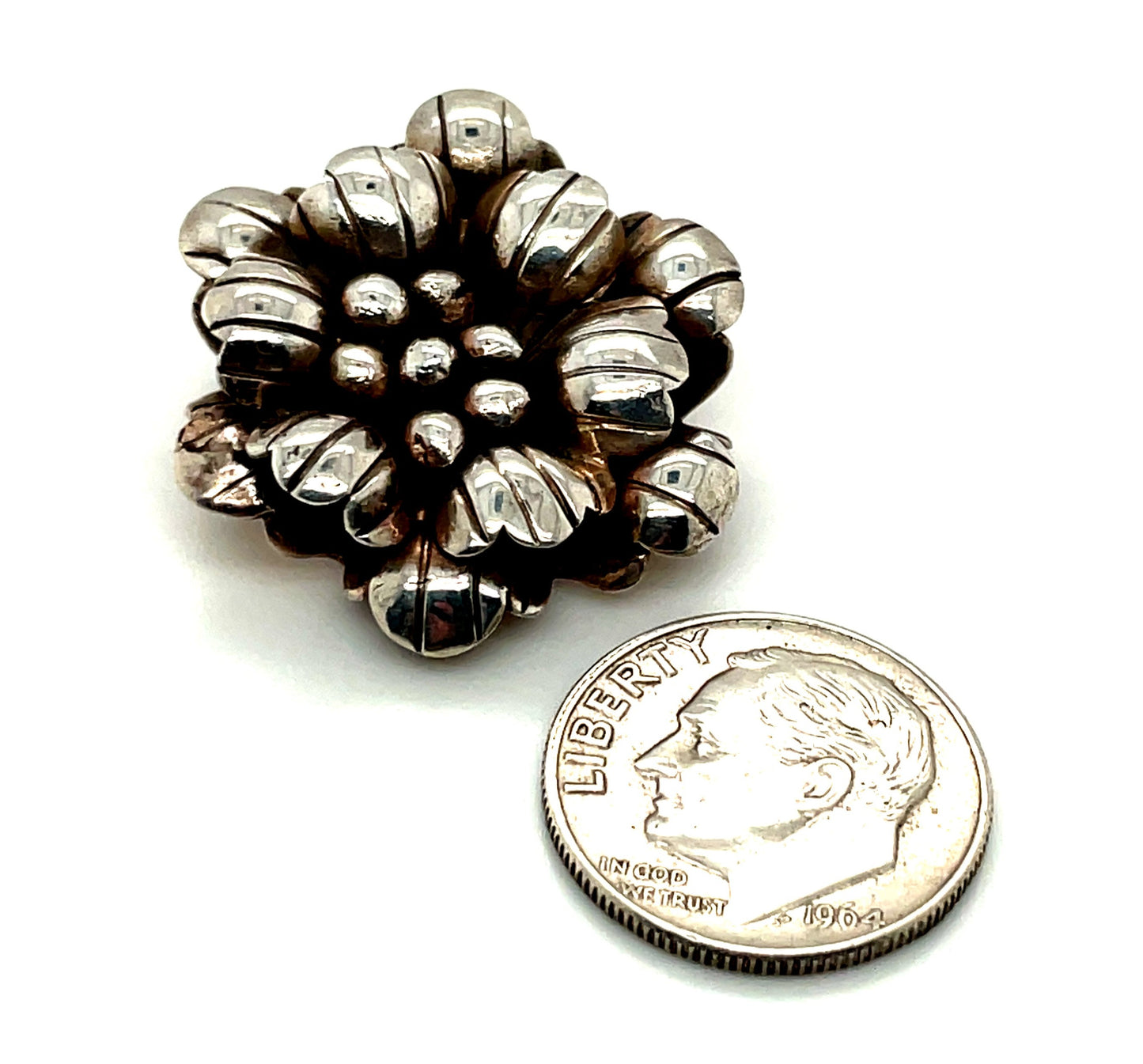 Vintage Sterling Silver Flower Pendant 7.2 Grams