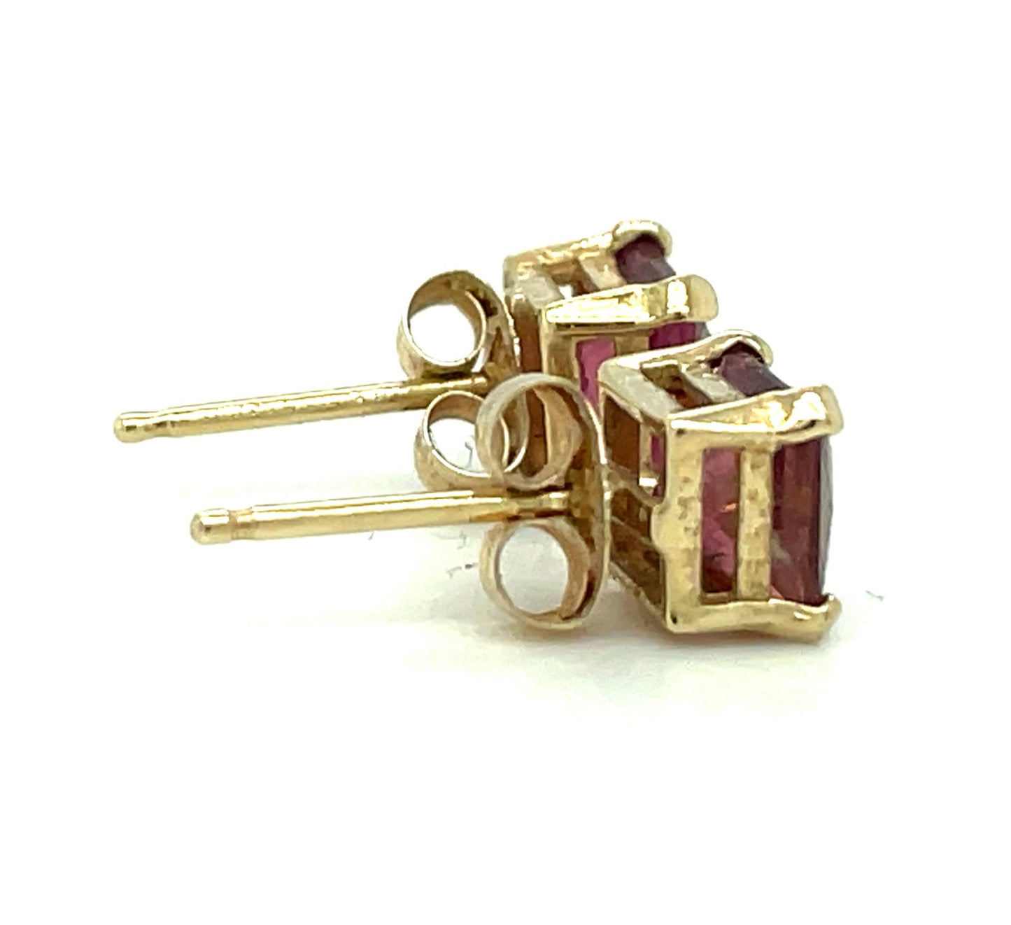 14k Yellow Gold and Garnet Stud Earrings Mexico .9 grams