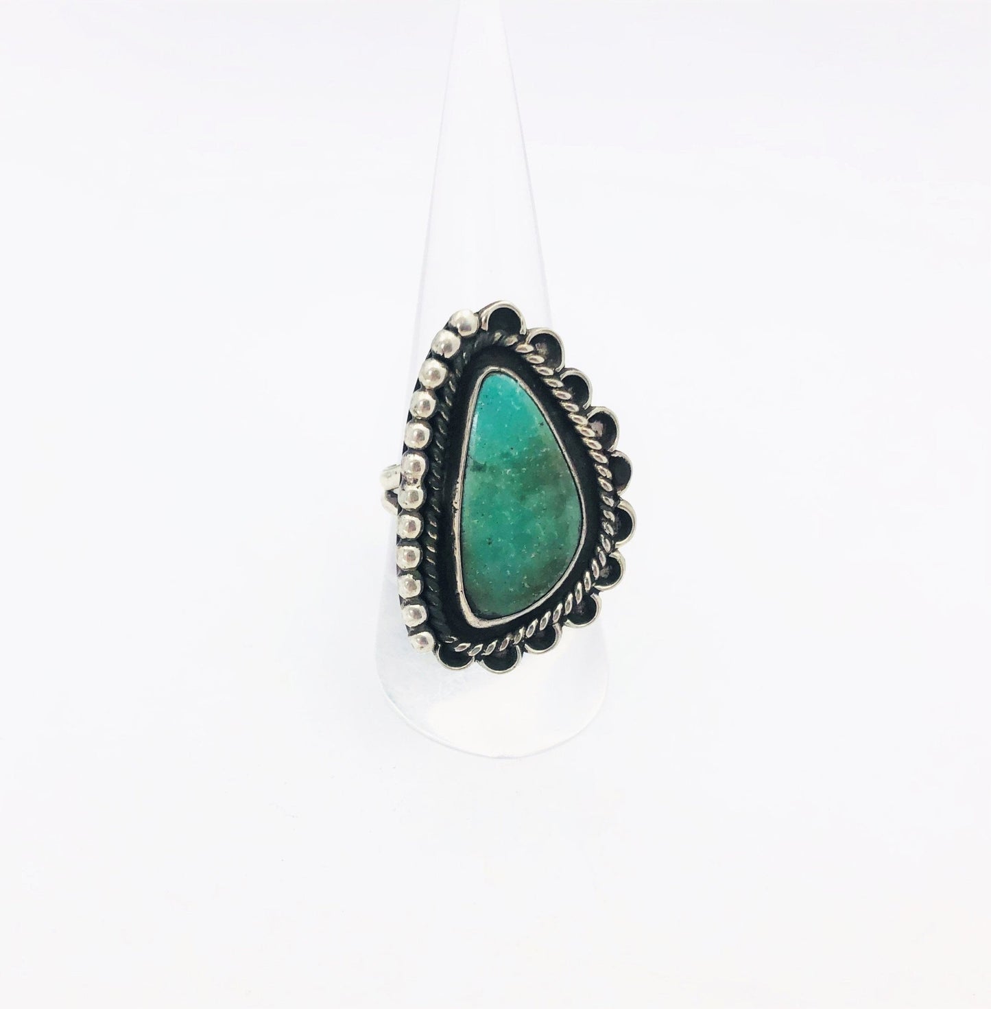 Vintage Southwestern Silver And Turquoise Ring Size 8